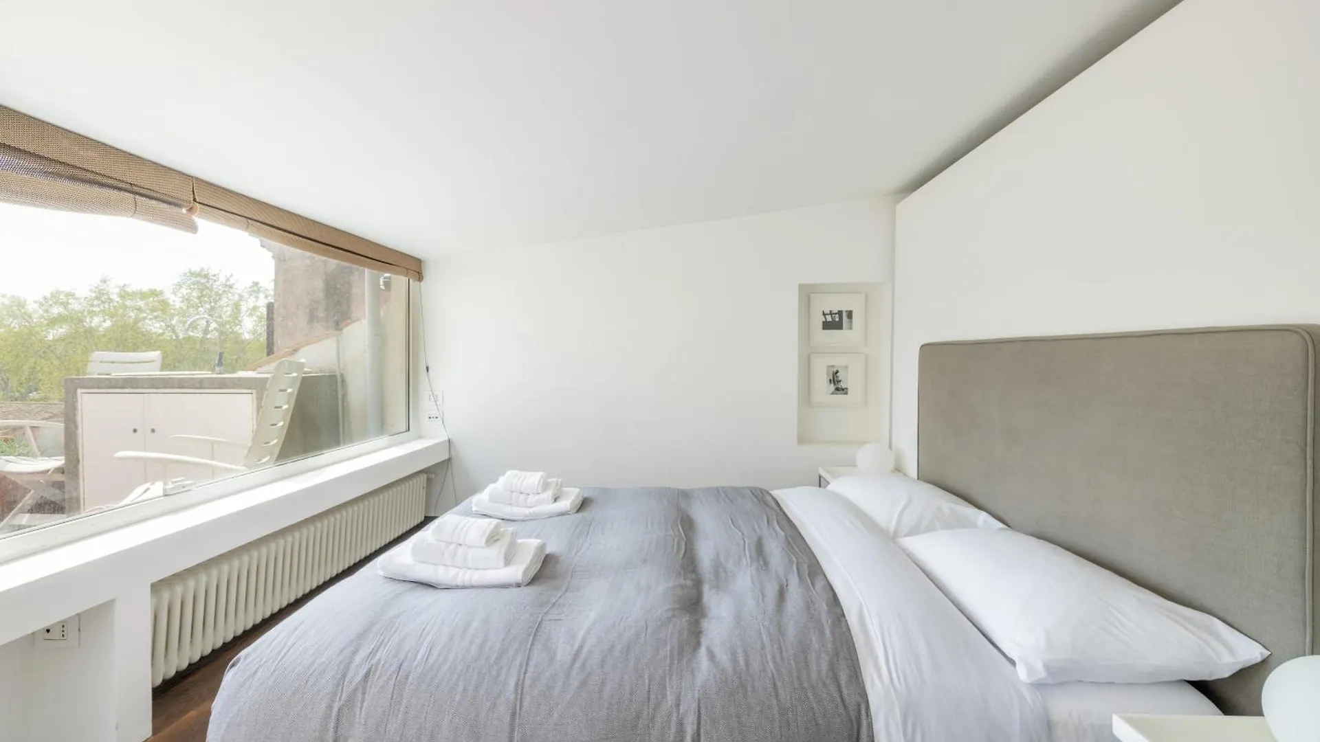 Farnesi Terrace Penthouse Apartment Rome Italy